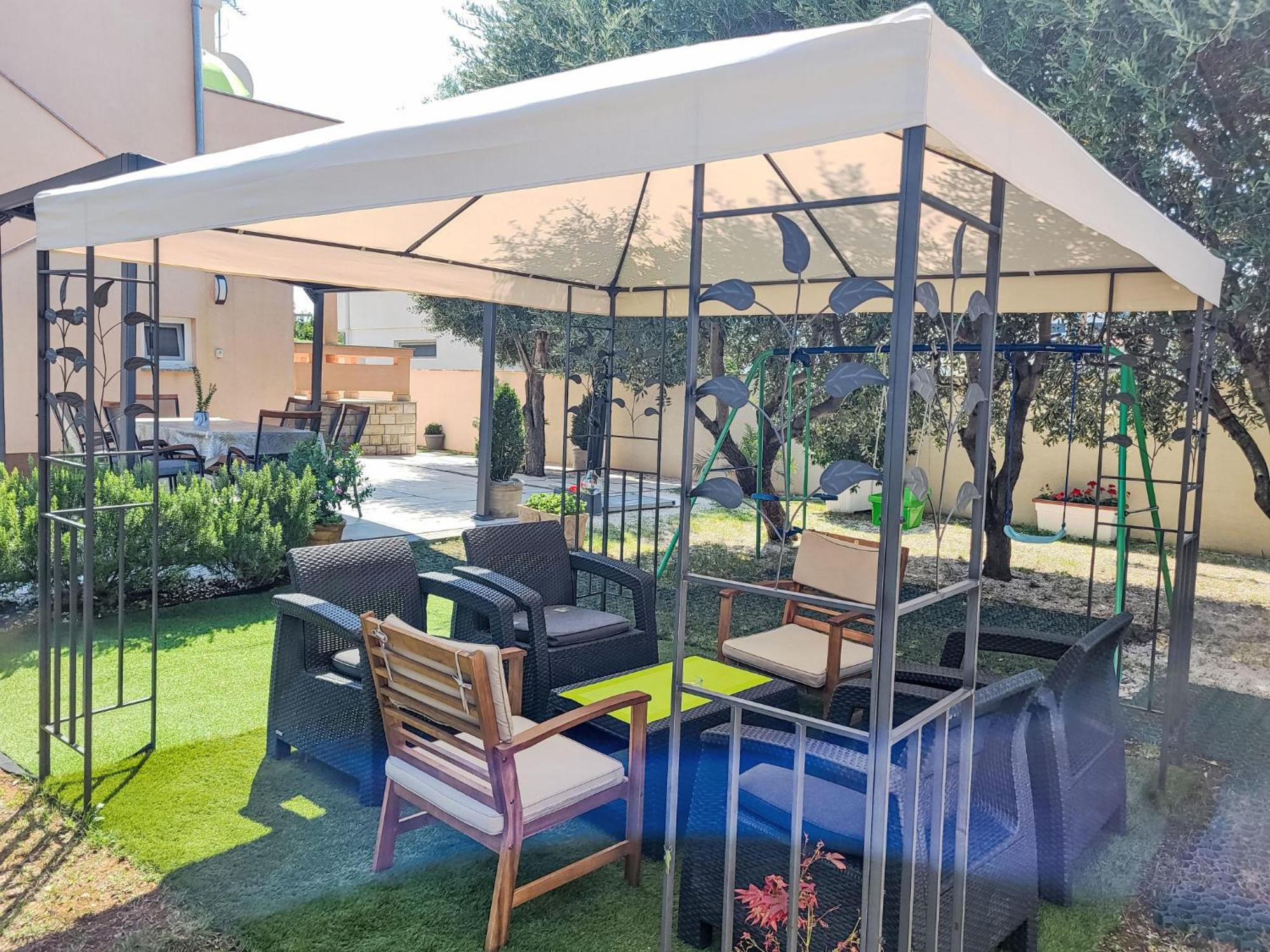 Holiday Home Ive By Interhome เพทรอซาเน ภายนอก รูปภาพ