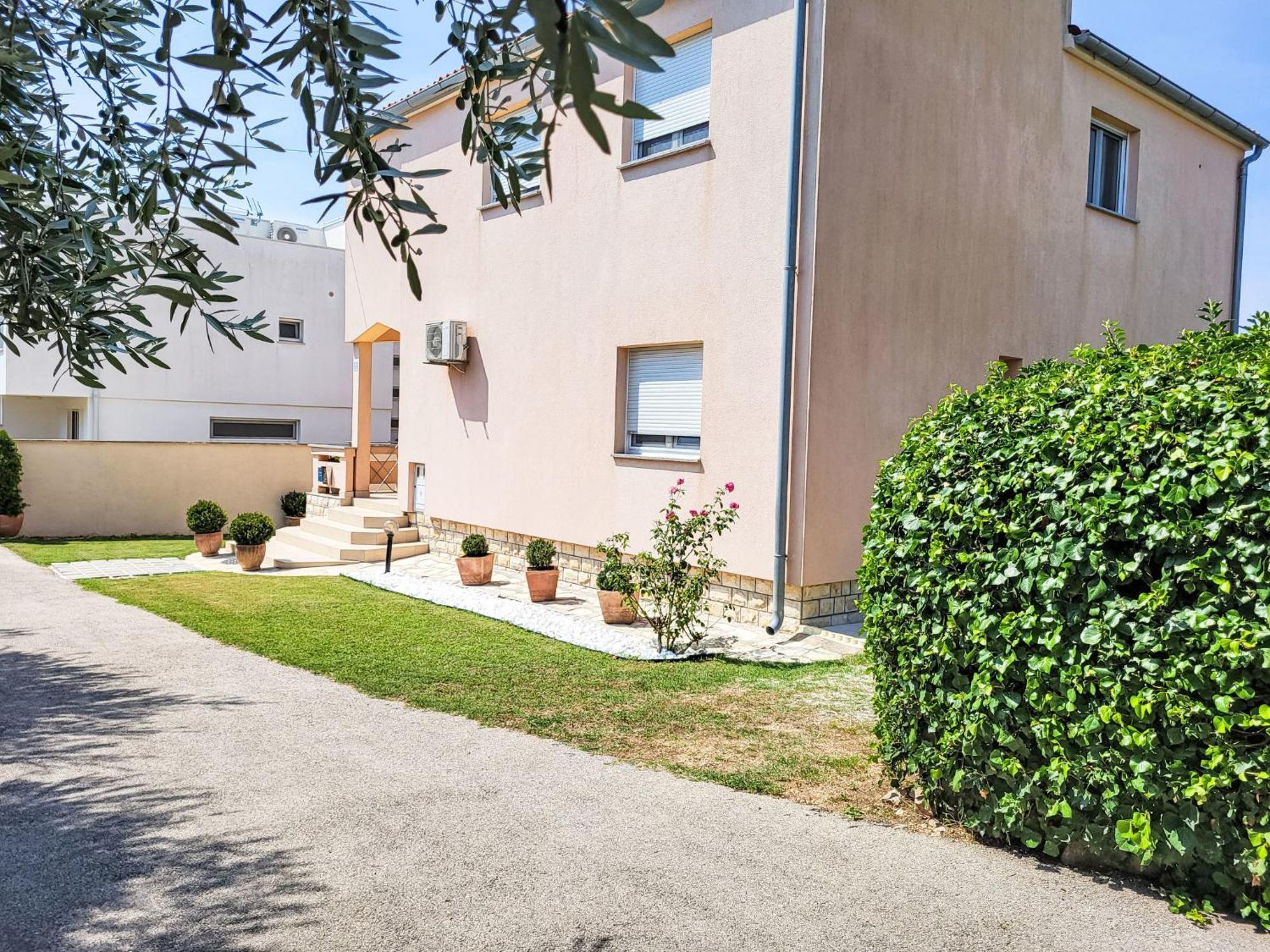 Holiday Home Ive By Interhome เพทรอซาเน ภายนอก รูปภาพ